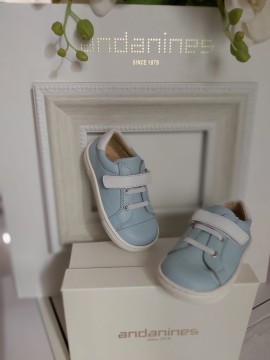 Andanines boys blue & white soft leather trainers