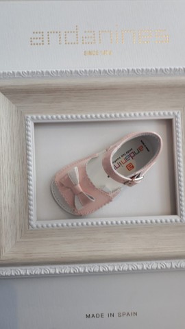 Andanines pink baby glitter sandals 