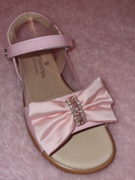Andanines pink satin bow sandals 