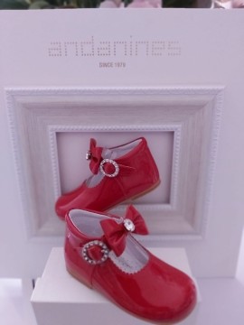 Andanines Red patent high back shoe with diamante bow 
