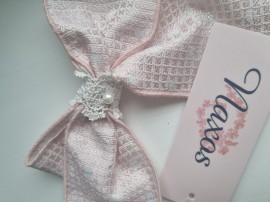 Naxos peach/pink bow